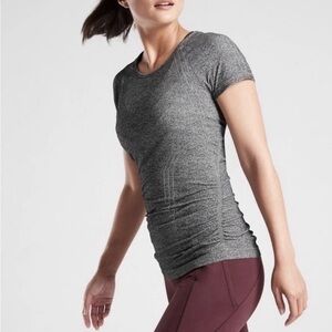 Athleta Speedlight Heathered Gray Short Sleeve Tee Size M